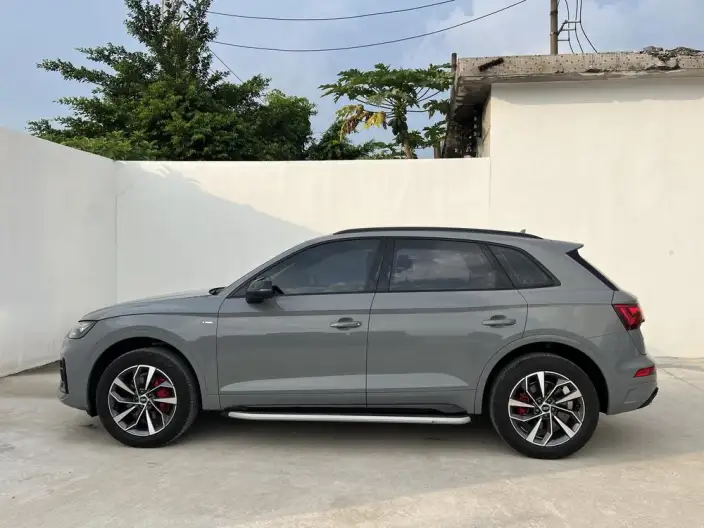 Audi Q5L 2024 Model 40TFSI Luxury Dynamic Model – фото 3
