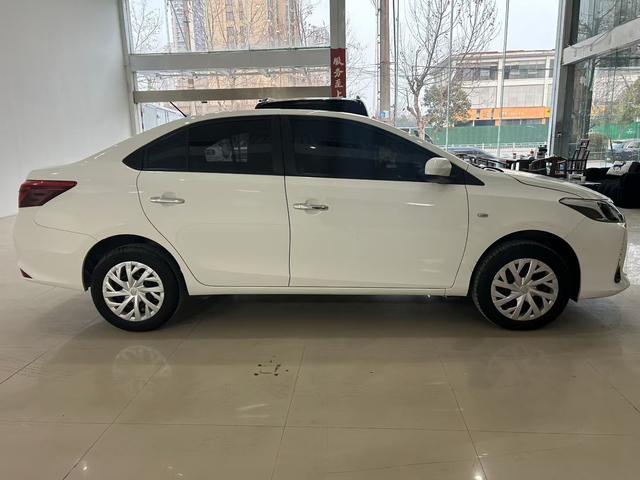 Toyota Vios 2022 1.5L CVT Tron CARE Edition – фото 3