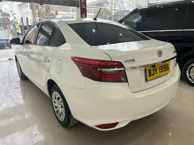 Toyota Vios 2022 1.5L CVT Tron CARE Edition – фото 9