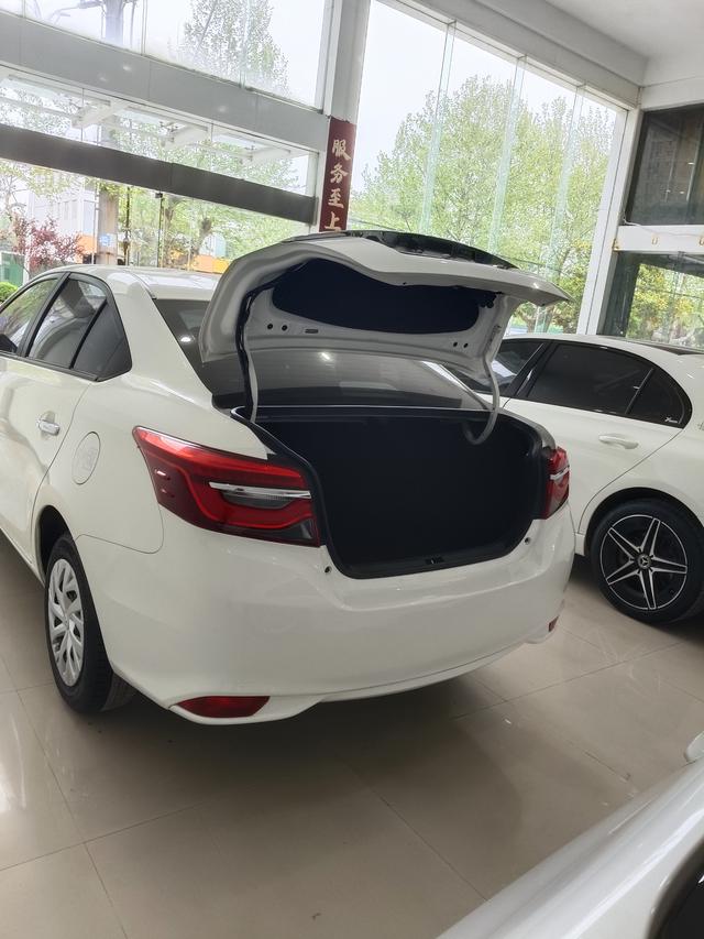 Toyota Vios 2022 1.5L CVT Tron CARE Edition – фото 12