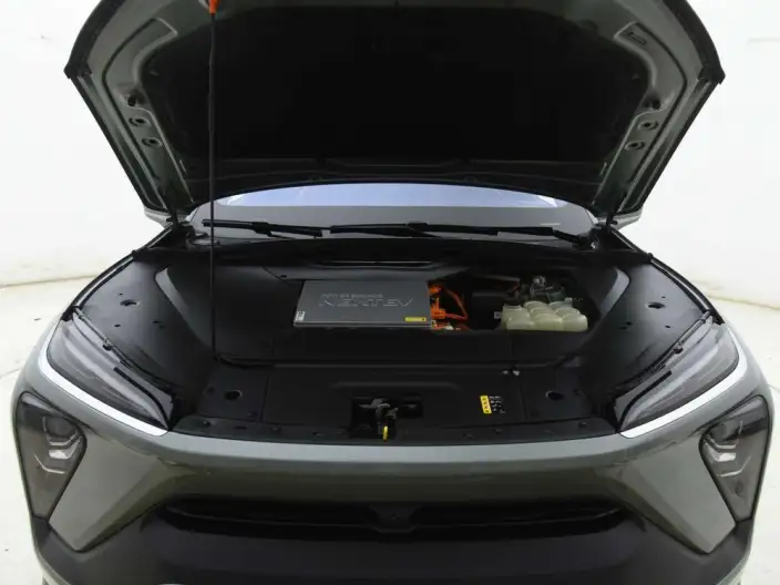 NIO EC6 2020 Model 615KM Signature Edition – фото 6
