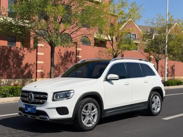 Mercedes-Benz GLB 2021 Model GLB 180 Dynamic Model – фото 1