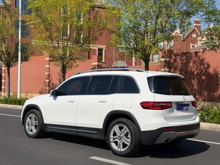 Mercedes-Benz GLB 2021 Model GLB 180 Dynamic Model – фото 4