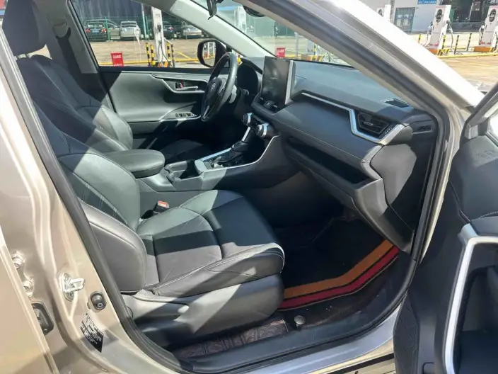 Toyota Wildlander 2022 Model Hybrid 2.5L 2WD Deluxe Edition – фото 8