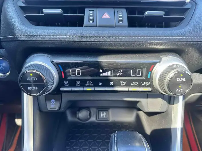 Toyota Wildlander 2022 Model Hybrid 2.5L 2WD Deluxe Edition – фото 9