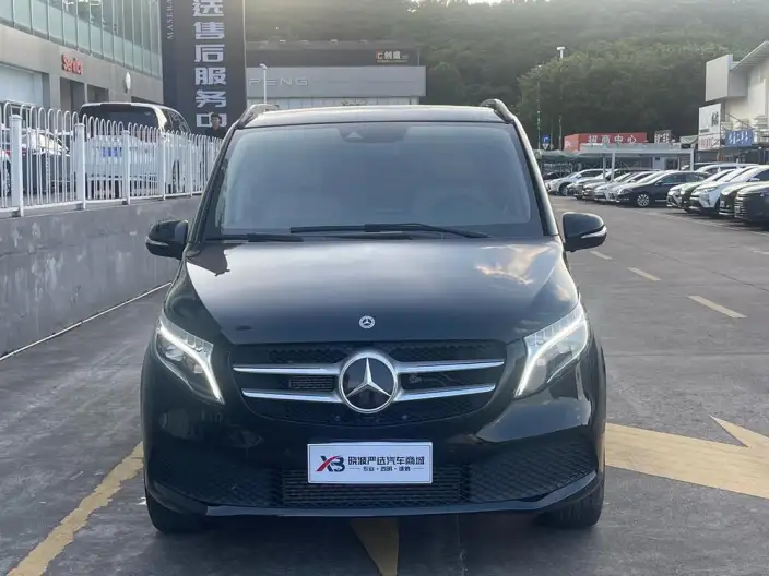 Mercedes-Benz V-Class 2021 Model V 260 Pilot Edition – фото 2