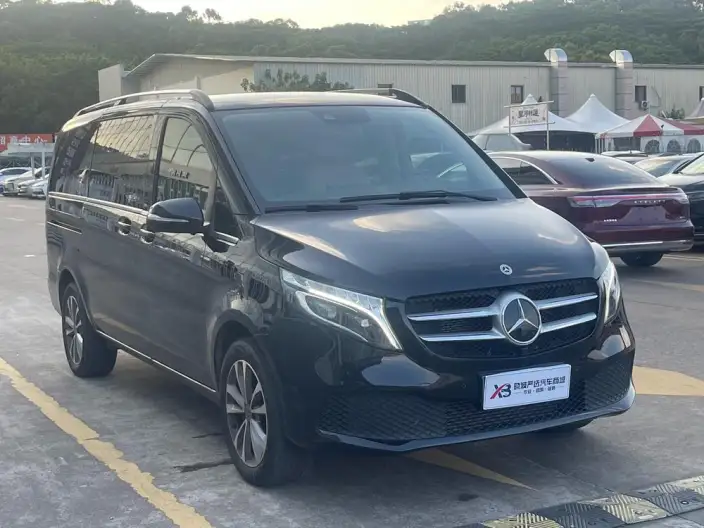 Mercedes-Benz V-Class 2021 Model V 260 Pilot Edition – фото 3