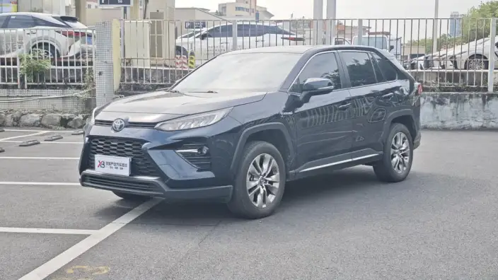 Toyota Wildlander 2022 Model Hybrid 2.5L 4WD Deluxe Edition – фото 1