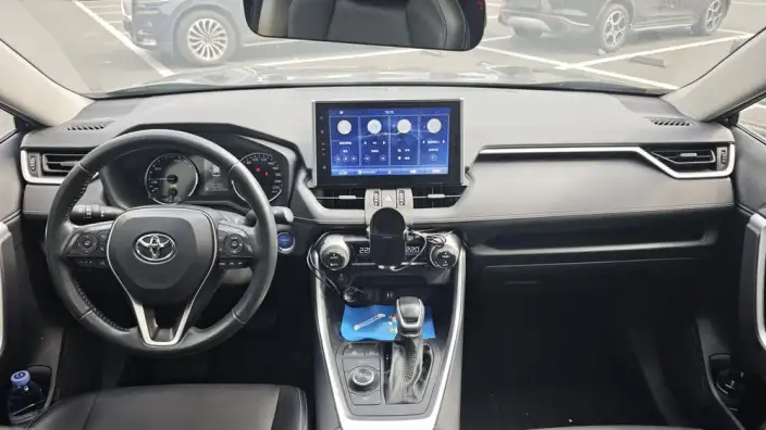 Toyota Wildlander 2022 Model Hybrid 2.5L 4WD Deluxe Edition – фото 9