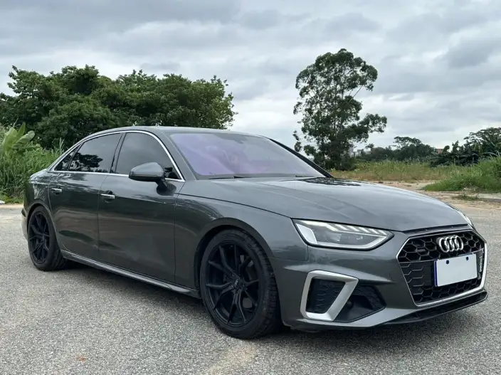 Audi A4 L 2020 Model 40 TFSI Luxury Dynamic Model – фото 3