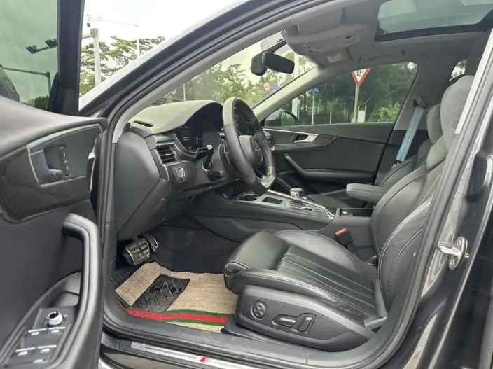 Audi A4 L 2020 Model 40 TFSI Luxury Dynamic Model – фото 9