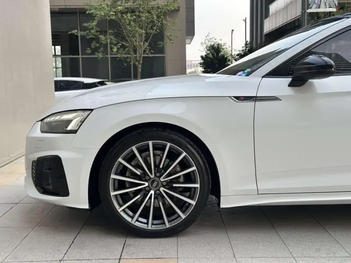 Audi A5 2024 Model Sportback 40 TFSI quattro Luxury Dynamic Model – фото 5