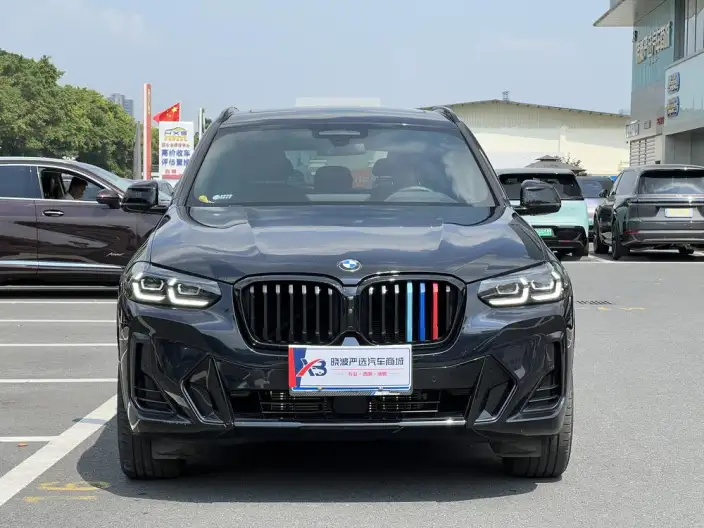 BMW X3 2023 Model xDrive30i Exclusive Model M Night Set – фото 2