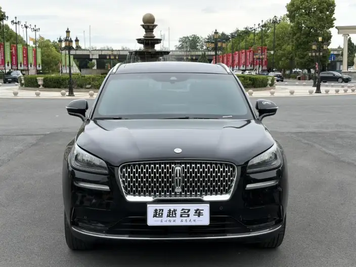 Lincoln Corsair 2022 Model Facelift 2.0T 2WD Zunya Edition – фото 2