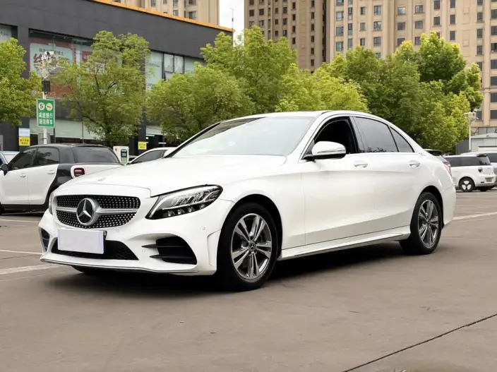 Mercedes-Benz C-Class 2020 Model C 200 L Fashion Model Sports Edition – фото 1