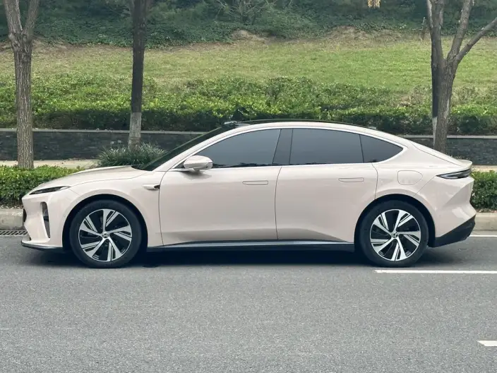 NIO ET5 2024 Model 75kWh – фото 4