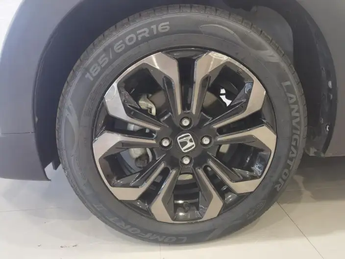 HONDA LIFE 2020 Model 1.5L CVT CRO-S Lequ Edition – фото 7