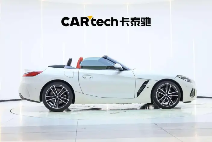 BMW Z4 2023 Model sDrive 25i M Sports Set – фото 8