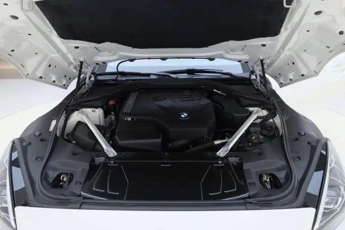 BMW Z4 2023 Model sDrive 25i M Sports Set – фото 9