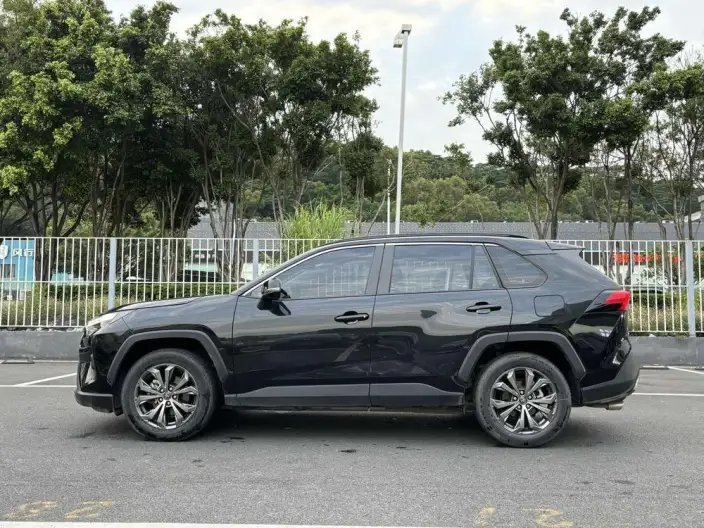 Toyota RAV4 2023 Model 2.0L CVT 2WD Fashion PLUS Edition – фото 4