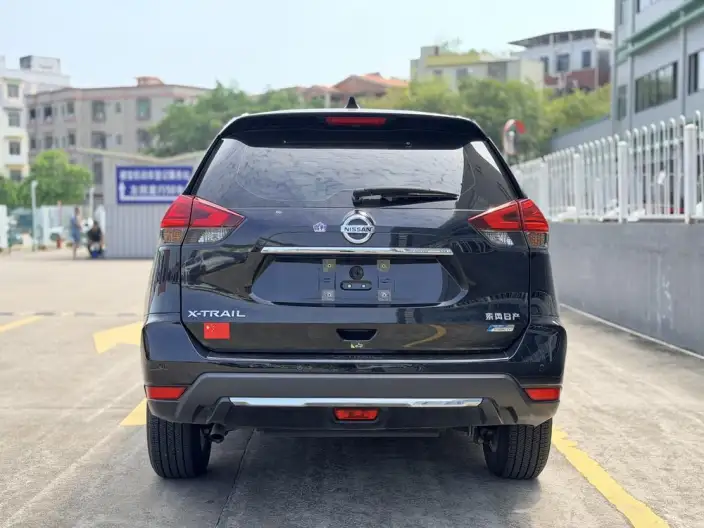 Nissan X-Trail 2023 Model Classic Edition 2.0L 2WD Smart Connect Premium – фото 5