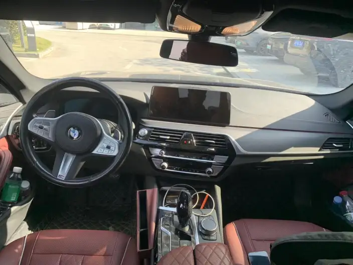 BMW 5 Series 2023 Model 530Li Leading Model M Sports Set – фото 6