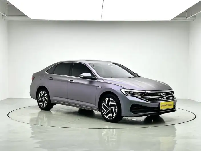 Volkswagen Sagitar 2023 Model 300TSI DSG Beyond Edition – фото 3