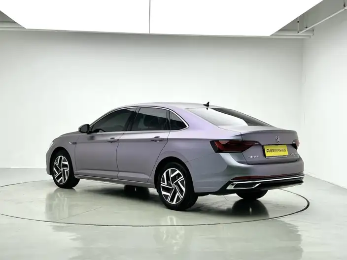 Volkswagen Sagitar 2023 Model 300TSI DSG Beyond Edition – фото 5