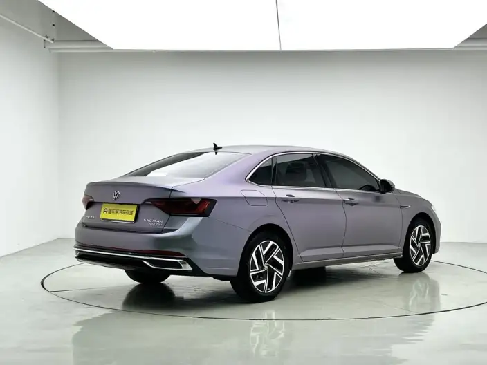 Volkswagen Sagitar 2023 Model 300TSI DSG Beyond Edition – фото 7