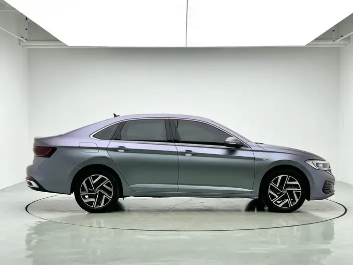 Volkswagen Sagitar 2023 Model 300TSI DSG Beyond Edition – фото 8