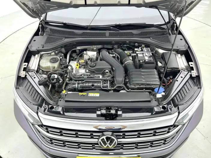 Volkswagen Sagitar 2023 Model 300TSI DSG Beyond Edition – фото 10