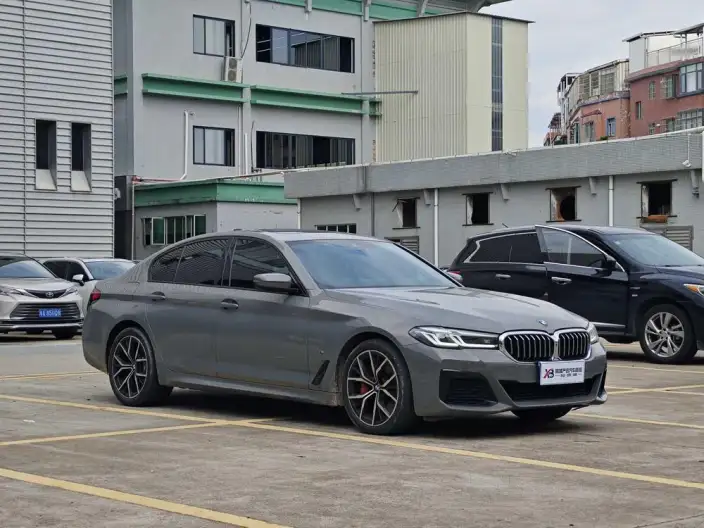 BMW 5 Series Imported 2022 Model Facelift 530i Fashion edition M Sports Set – фото 3