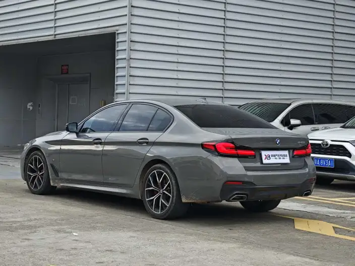 BMW 5 Series Imported 2022 Model Facelift 530i Fashion edition M Sports Set – фото 5
