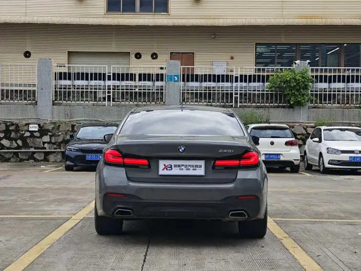 BMW 5 Series Imported 2022 Model Facelift 530i Fashion edition M Sports Set – фото 6