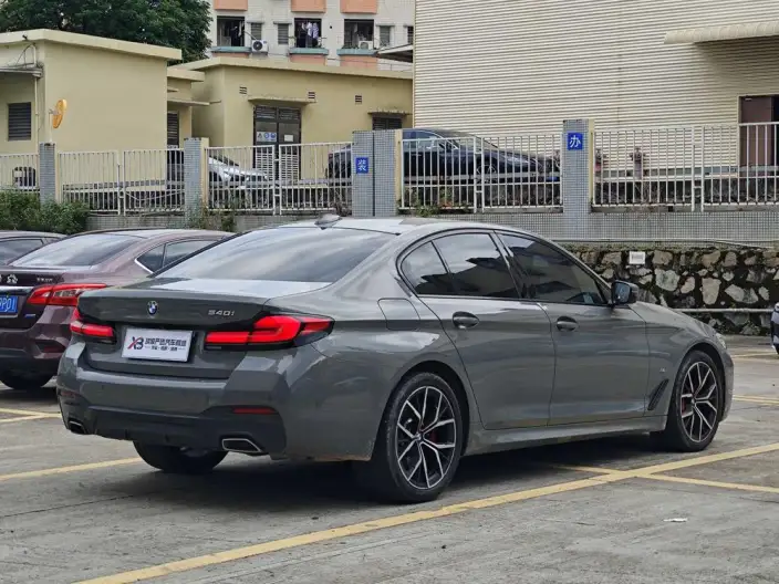 BMW 5 Series Imported 2022 Model Facelift 530i Fashion edition M Sports Set – фото 7