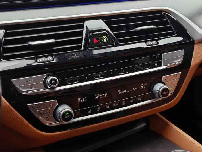 BMW 5 Series Imported 2022 Model Facelift 530i Fashion edition M Sports Set – фото 9
