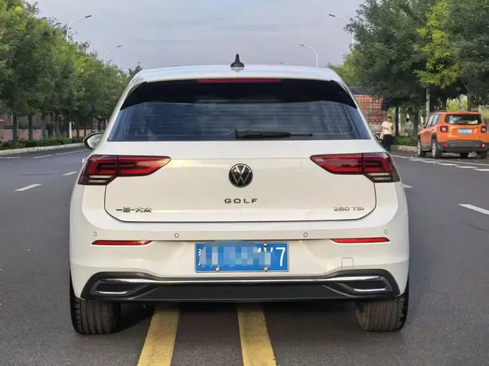 Volkswagen Golf 2021 Model 280TSI DSG Pro – фото 5
