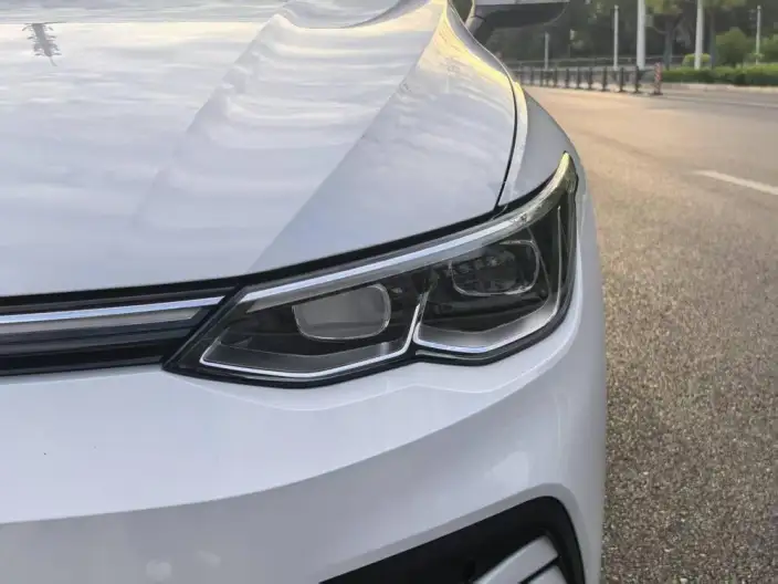 Volkswagen Golf 2021 Model 280TSI DSG Pro – фото 8