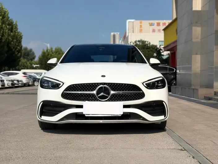 Mercedes-Benz C-Class 2023 Model C 260 L Sports Edition – фото 2
