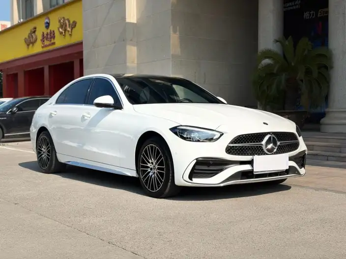 Mercedes-Benz C-Class 2023 Model C 260 L Sports Edition – фото 3