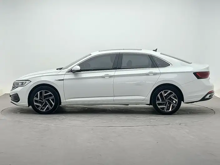 Volkswagen Sagitar 2023 Model 280TSI DSG Beyond Edition – фото 4