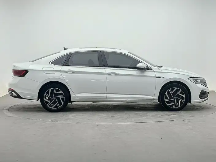 Volkswagen Sagitar 2023 Model 280TSI DSG Beyond Edition – фото 8