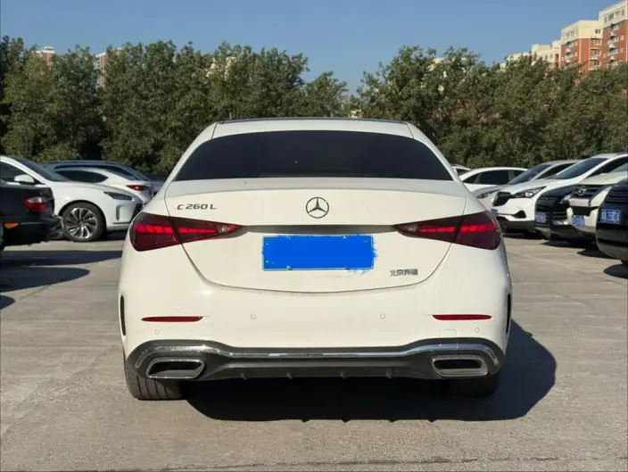 Mercedes-Benz C-Class 2023 Model C 260 L – фото 5