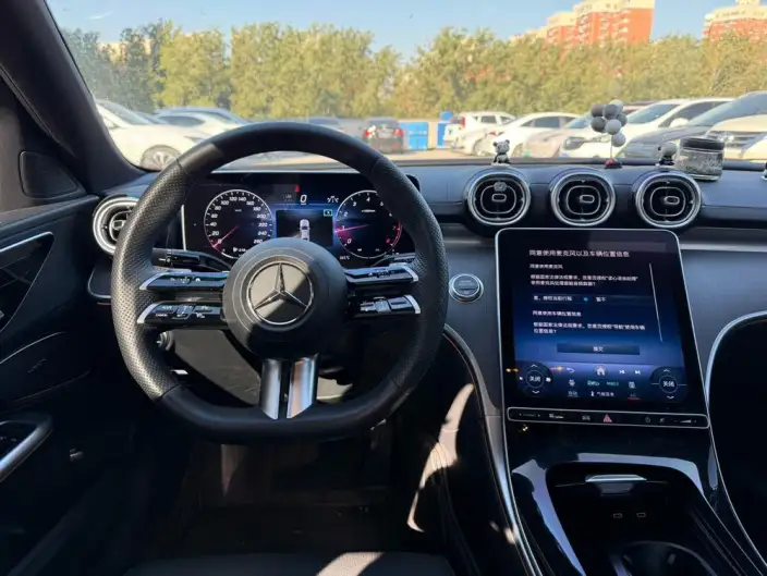 Mercedes-Benz C-Class 2023 Model C 260 L – фото 9