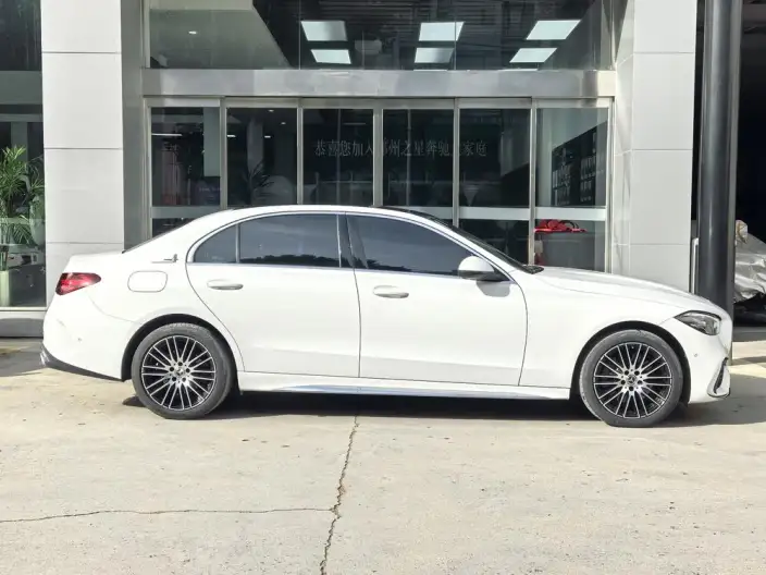 Mercedes-Benz C-Class 2024 Model C 260 L Sports Edition – фото 8