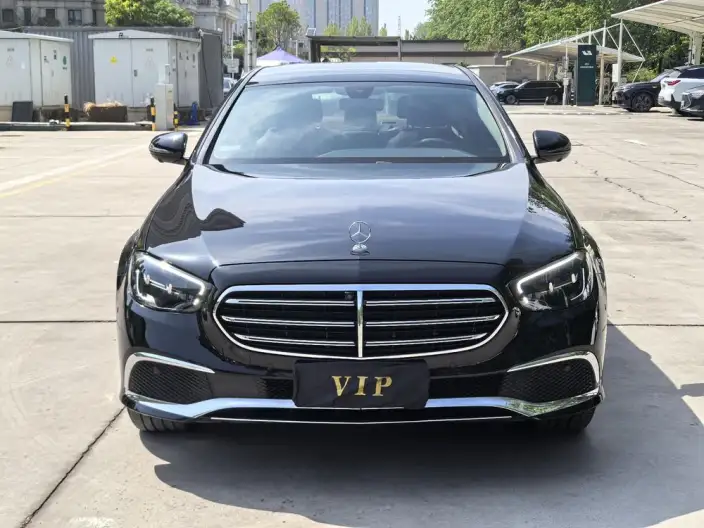 Mercedes-Benz E-Class 2022 Model E 300 L Fashion Model sedan – фото 2