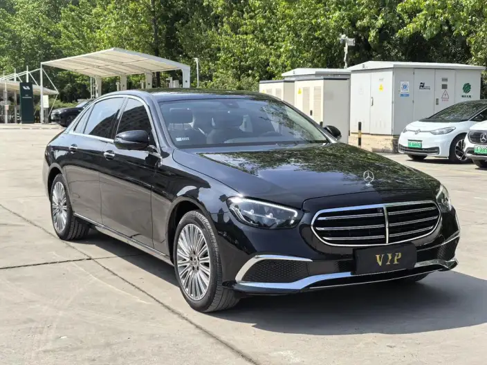 Mercedes-Benz E-Class 2022 Model E 300 L Fashion Model sedan – фото 3
