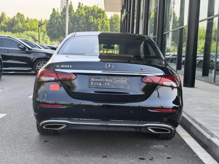 Mercedes-Benz E-Class 2023 Model E 300 L Fashion Model sedan – фото 4