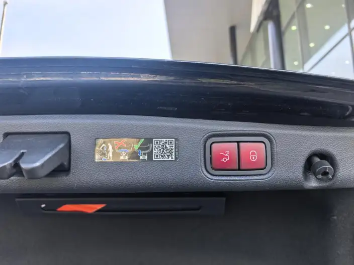 Mercedes-Benz E-Class 2023 Model E 300 L Fashion Model sedan – фото 6