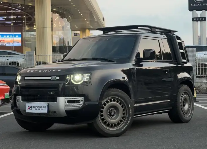 Land Rover Defender 2022 Model 90 P400 XS
